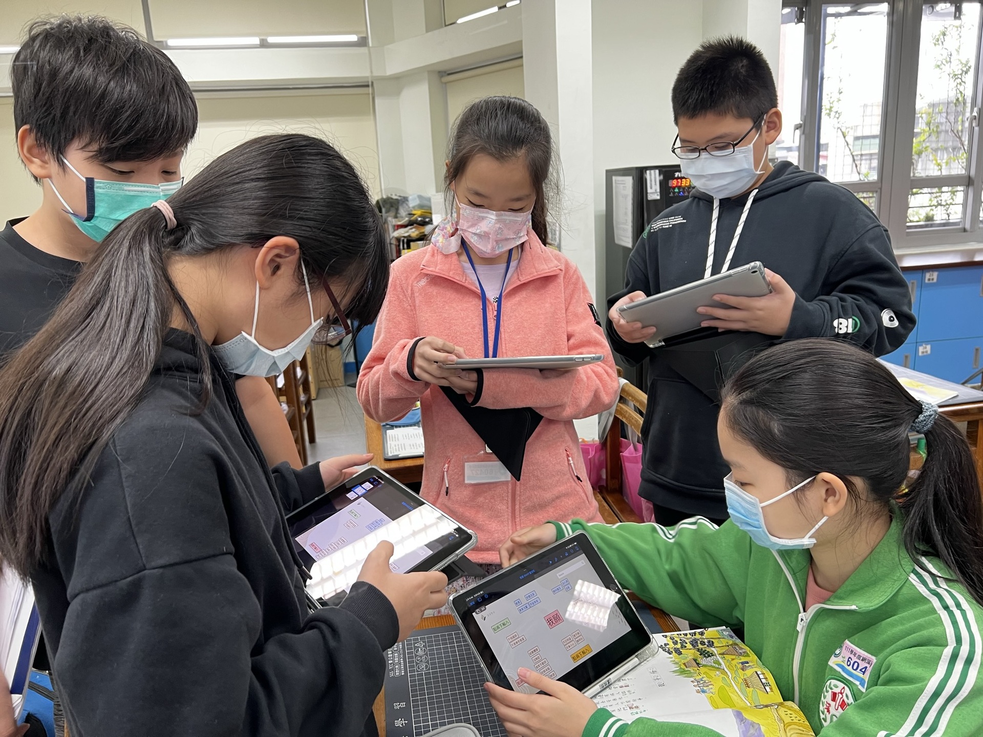 110-111學年度數位學習精進教學活動